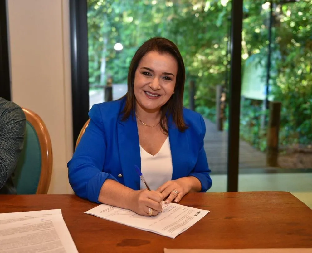 Prefeita Adriane Lopes institui Programa Municipal de Apoio à Pessoa com Câncer