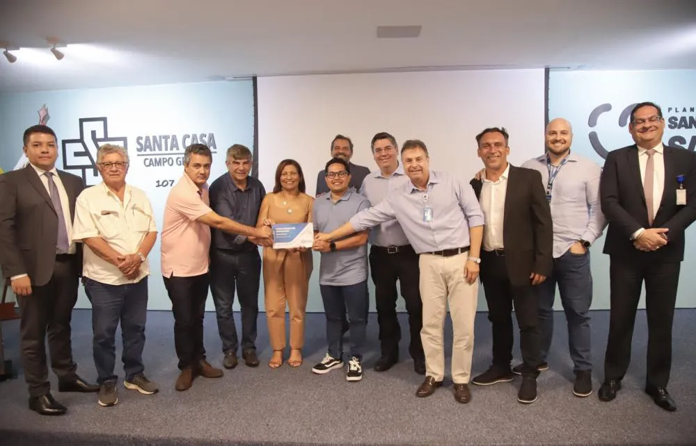 Vereador Dr. Victor Rocha articula com o Presidente da Câmara, Papy discussão sobre a situação da Santa Casa de Campo Grande