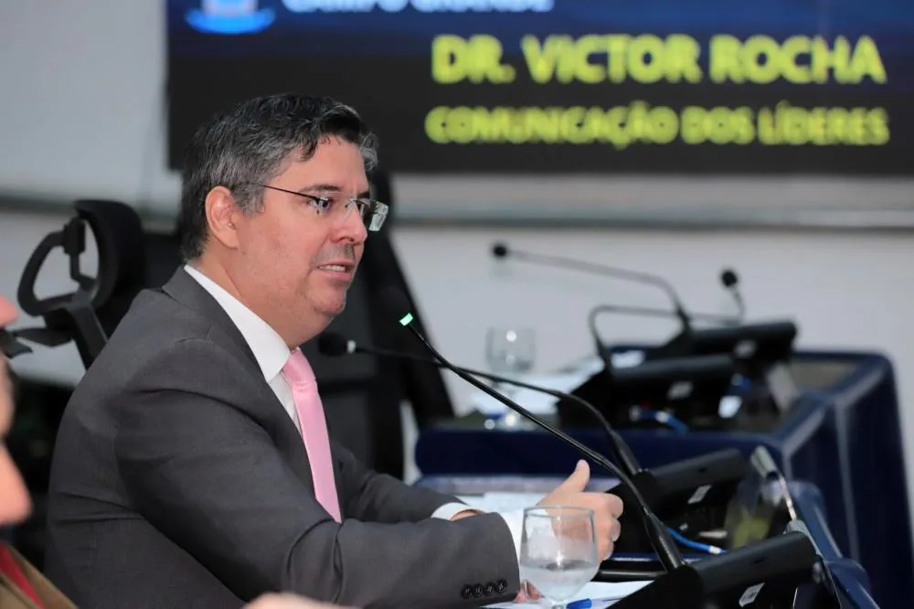 Dr. Victor Rocha defende ampliação do acesso à saúde